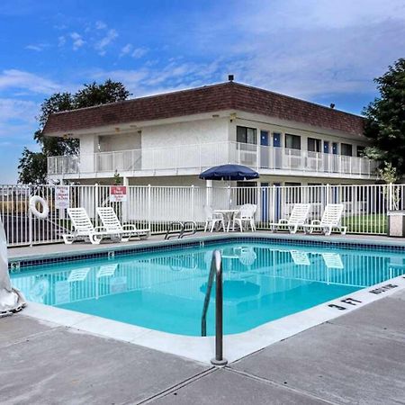 Motel 6 Ontario, Or Eksteriør bilde